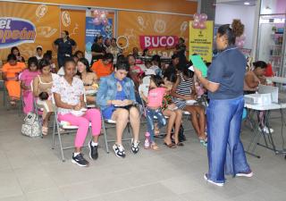 Refuerzan temas de lactancia materna a embarazadas y madres en Panamá Norte
