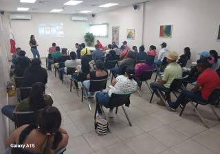 Manipuladores de alimentos se capacitan en buenas prácticas y prevención de enfermedades