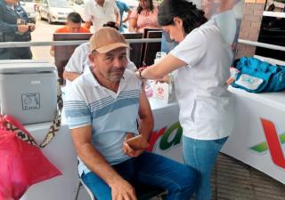 La Región de Salud de Herrera participa en feria para el adulto mayor en Chitré