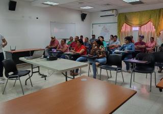 Regional de Salud de Los Santos capacita a manipuladores de alimentos para garantizar la seguridad alimentaria