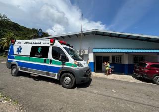 Ambulancia reparada es entregada al Centro de Salud de Nombre de Dios, Colón