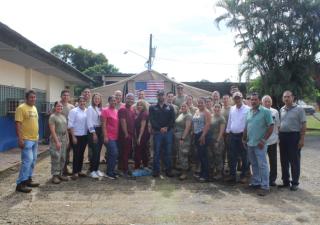 Misión Amistad del Comando Sur de los Estados Unidos llega al Centro de Salud de La Mesa 