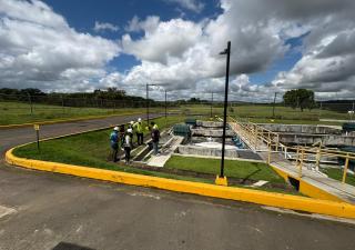 Región de Salud de Los Santos refuerza la educación ambiental con estudiantes de ingeniería civil