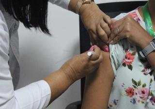 Instan a la población a vacunarse para prevenir complicaciones por influenza