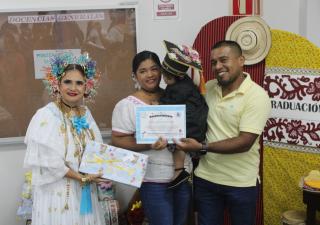 Hospital Dr. Luis “Chicho” Fábrega rinde homenaje a 21 niños prematuros y sus familias 