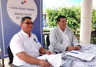  Región de Salud de Herrera certifica a Salva Mar, SA como Empresa Saludable