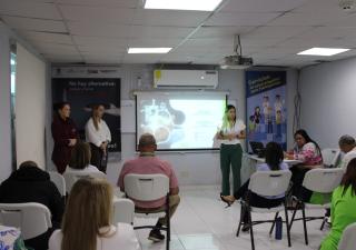 Realizan reunión con directores médicos para conocer avances y logros