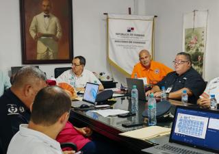 Ministerio de Salud coordina operativos sanitarios para el Desfile de las Mil Polleras en Los Santos
