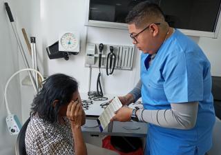 Continua feria de salud en Coclé