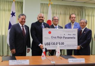 Embajada del Japón en Panamá dona fondos para ambulancias de la Cruz Roja en Arraiján