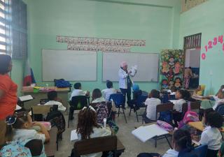 En la Región Metropolitana acciones integrales de salud impactan en comunidades, escuelas y centros de atención