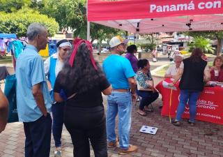 Minsa participa en Feria de Salud con servicios gratuitos en parque Cervantes