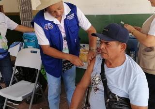 Jornada de Vacunación en las Américas llega a Don Bosco en San Miguelito