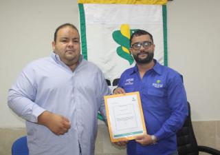 Entrega de orden de proceder para mejoras en el Puesto de Salud de El Macano, en el distrito de Las Palmas