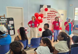 El Centro de Salud de Caimitillo entrega prótesis dentales y promueve hábitos saludables