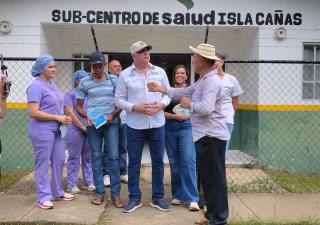 Minsa acerca atención integral de salud a los moradores de Isla Cañas