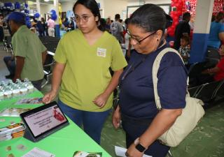 Centro de Salud de Canto del Llano celebra 46 años de servicio con feria de salud