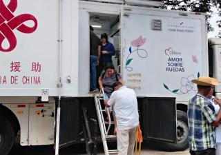 “Amor sobre Ruedas” continúa su recorrido por Los Santos y llegó a la comunidad de Las Cruces
