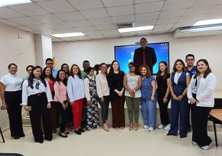 Minsa fortalece conocimientos de tecnólogos médicos mediante jornada de actualización en laboratorio clínico