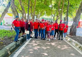 Adultos mayores ponen a latir el corazón con salud y movimiento en el Parque Omar